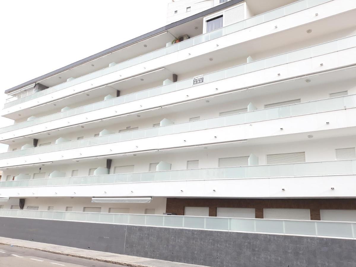 Barraques 65 Playa De Gandia Solo Para Familias ภายนอก รูปภาพ